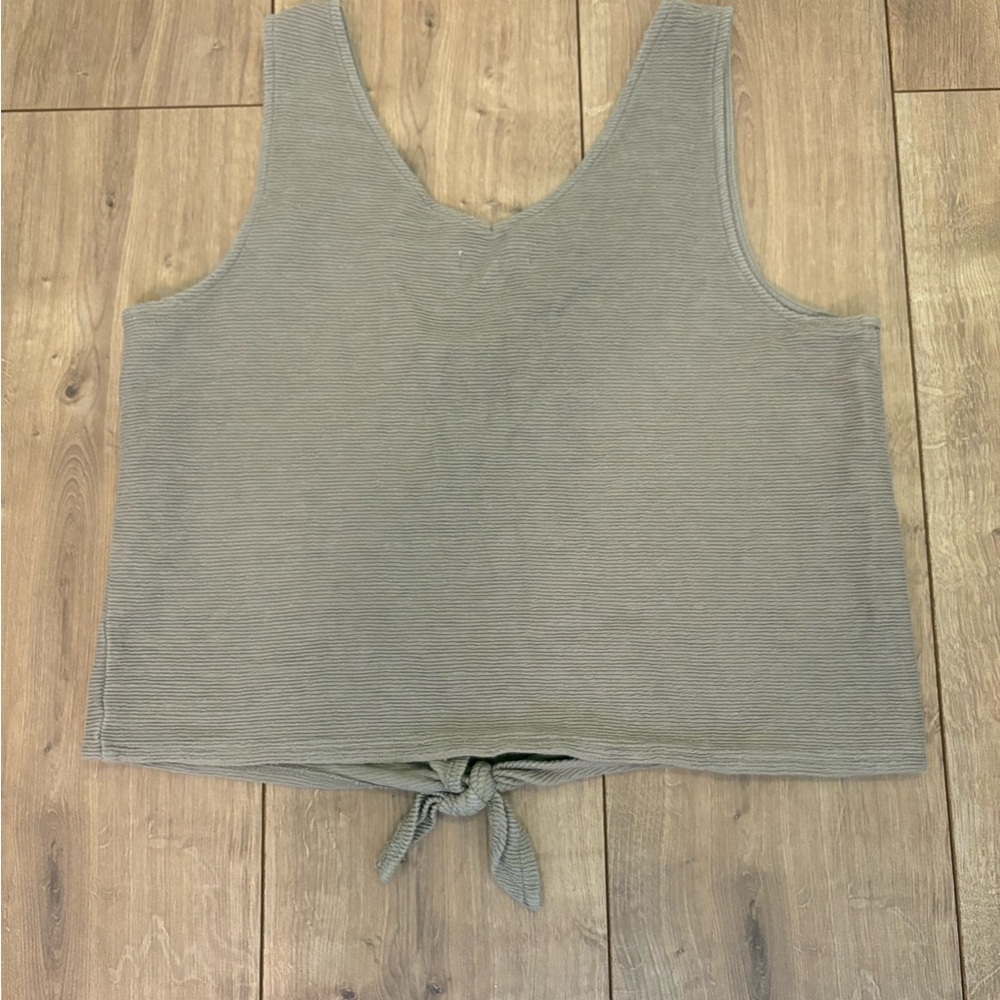 Madewell - Taupe Knotted Crop Top - Picture 2 of 3